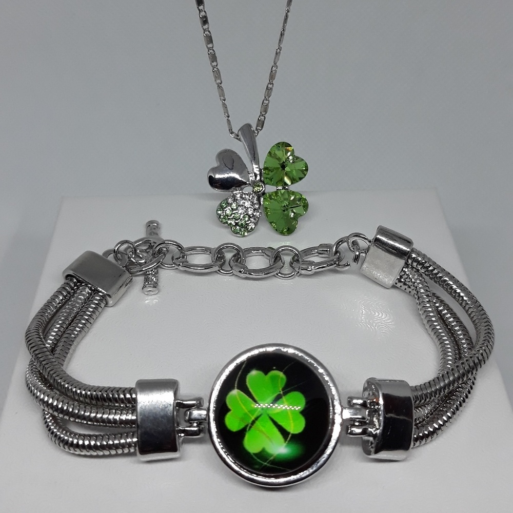 St Patrick's Day Necklace Set